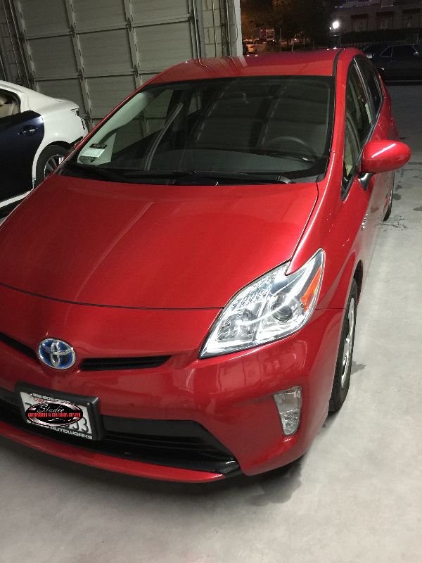 Toyota Prius front end fully repaired after collision repair